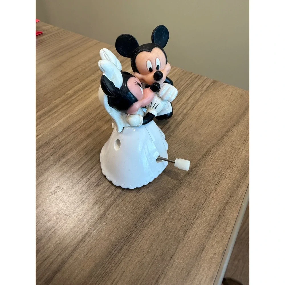Vintage Disney Mickey Minnie Mouse Wedding Wind Up Toy Bride Groom Figure  Works